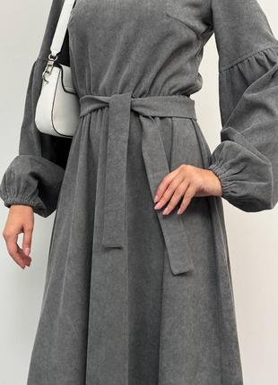 Стильное платье из вевета