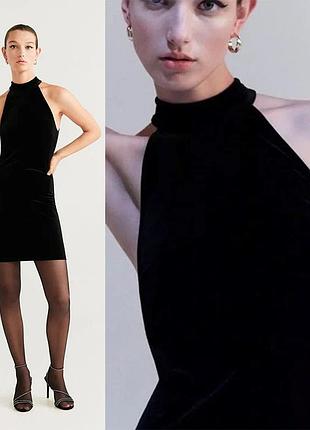Бархатное черное платье с высокой горловиной mango платье без рукавов бархат велюр высокая горловина