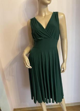Итальянское бутиковое платье зеленого цвета/ l/
