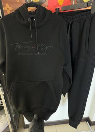 Теплый женский костюм Tommy hilfiger спортивный костюм на флисе