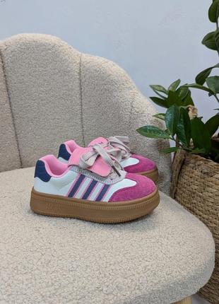 Кросівки для дівчинки