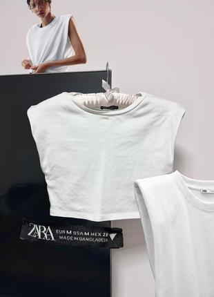 Топ zara оригінал білий з наплічниками плечами плечиками підплічниками майка футболка укорочена в рубчик