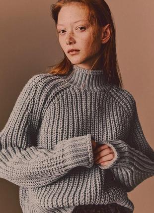 Свитер крупной вязки h&m плотный вязаный серый свитер высокая горловина крупная вязка реглан