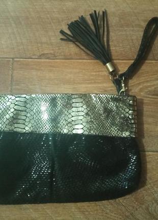Фирменная сумочка-клатч аsos