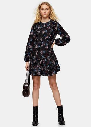 Чорна сукня з оборками topshop вільне чорне плаття з воланами рюшами в квіточку серця зірочки