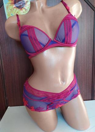 Красивый кружчатый комплект белья, eur 80b/m