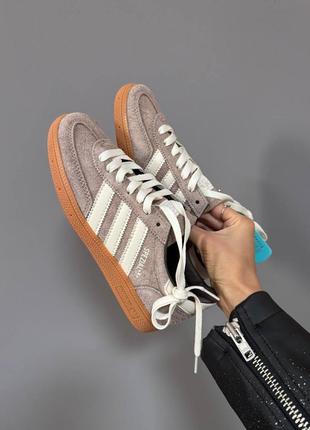 Кроссовки adidas handball spezial off brown premium