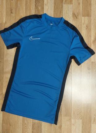 Футболка спортивна, nike
