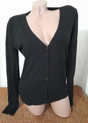 Жіноча кофточка