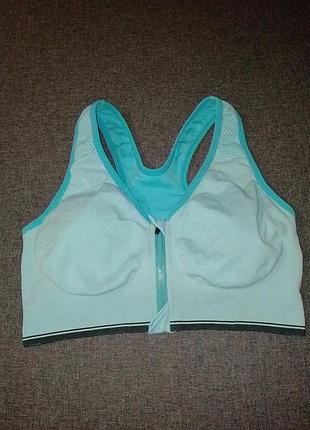 Топ спортивний