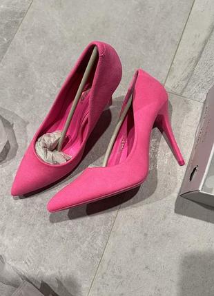 Розовые лодочки на каблуке