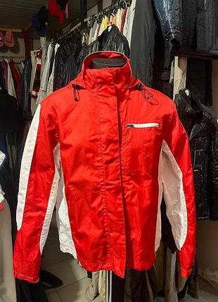 Спортивна куртка вітровка