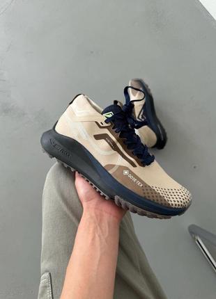 Чоловічі кросівки nike react pegasus trail 4 gore-tex beige