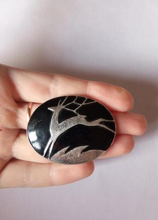 Брошь олень/эмаль/винтаж