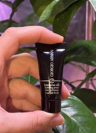 Увлажняющий праймер giorgio armani luminous silk hydrating primer 5 ml