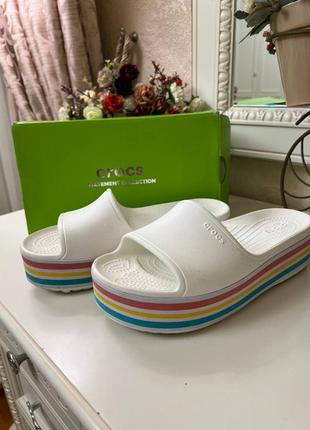 Crocs