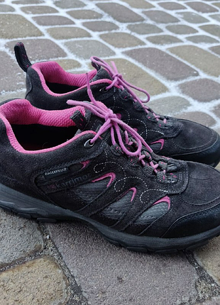 Жіночі кросівки karrimor 39 розмір- 25 см