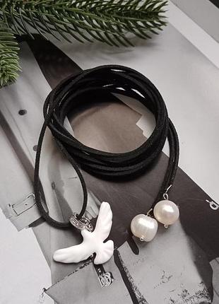 Чокер горлиця на замшевому шнурочку