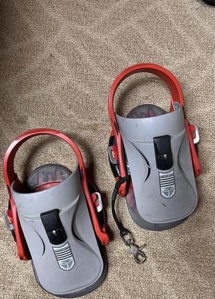 Крепление для сноуборда burton