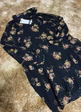 Платье в цветы zara