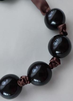 Крутое массивное ожерелье из керамики и эпоксидной смолы