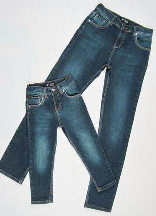 Распродажа! качественные стрейчевые джинсы на худенького мальчика.