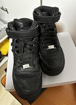 Кросівки nike air max lebron 8 p s playoff pack may 36,5 розмір