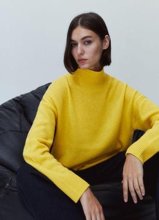 Натуральный свитер massimo dutti