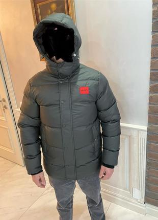 Пуховик hugo