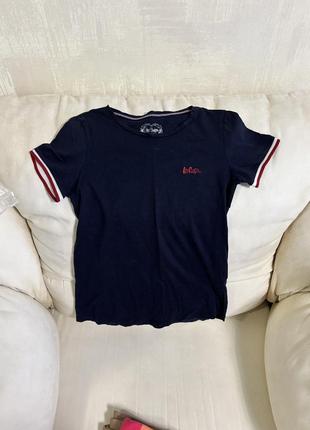Женская футболка lee cooper
