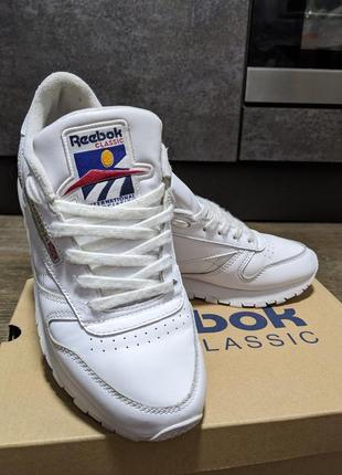 Женские кроссовки reebok cl lthr eg59753 фото