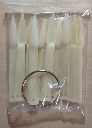 Демонстрационный веер белые стилеты 50 штук 4458