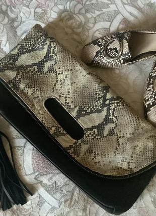 Сумка-клатч из кожи питона от бренда vince camuto, оригинал