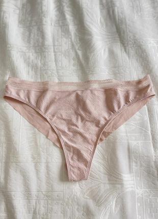 Бесшовные трусики бразилианы в размере l от бренда passionata