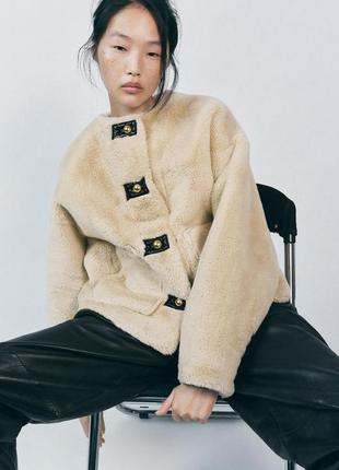 Куртка зі штучного хутра zw collection