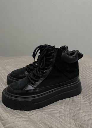 Зимние ботинки