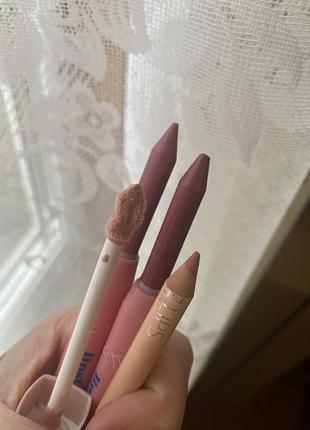 Олівці для губ + блиск