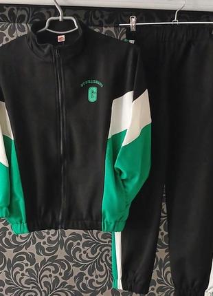 Спортивный костюм на девочку 9-10роков черно бело зеленый