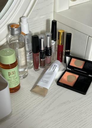 Лот косметики и тоников. guerlain kiko artdeco holy land pixi loreal
