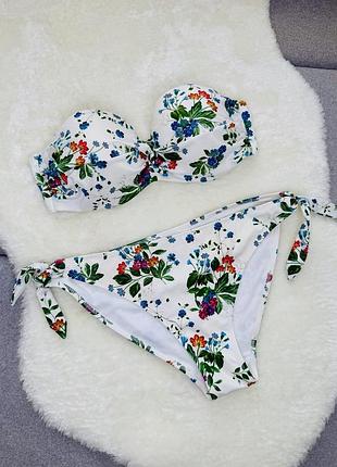 Раздельный купальник бандо с паралоном
