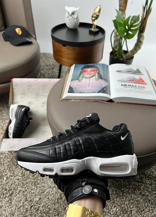 Женские кроссовки nike air max 95 black white