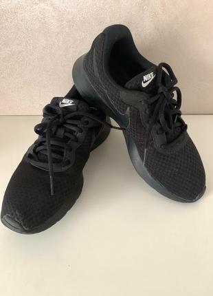Кроссовки nike