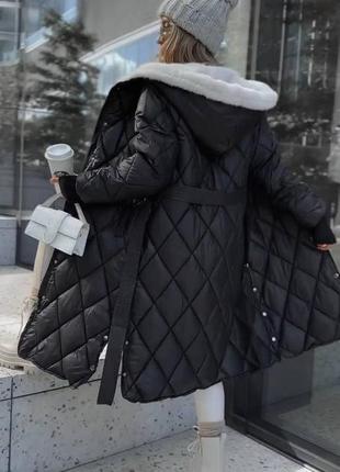 Зимнее пальто с экохутром