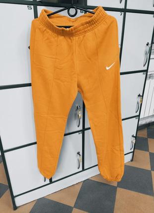 Спортивні штани nike