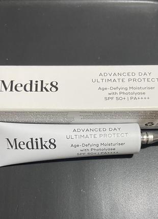 Medik8 зволожувальний крем із spf50