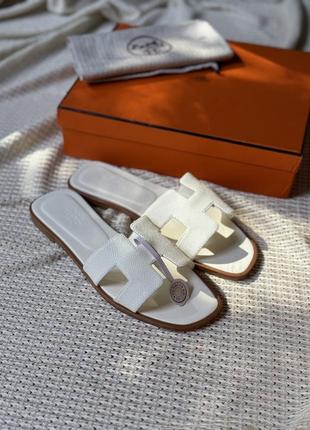 Шльопанці шльопанці в стилі hermes