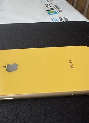 Iphone xr 128gb  акб -80%