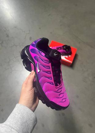 Кроссовки женские nike tn static violet