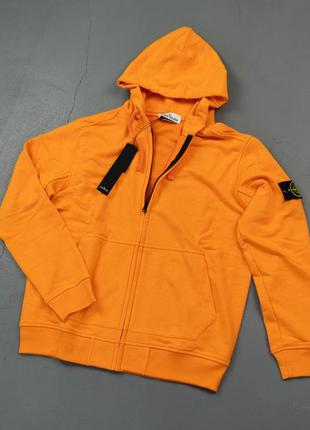 Мужской зип-худи stone island на зиму в оранжевом цвете качественного материала на каждый день