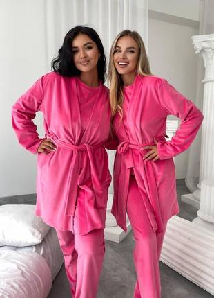 Велюровий домашній костюм трійка піжама з халатом на запах з футболкою з штанами прямого крою одяг для дому